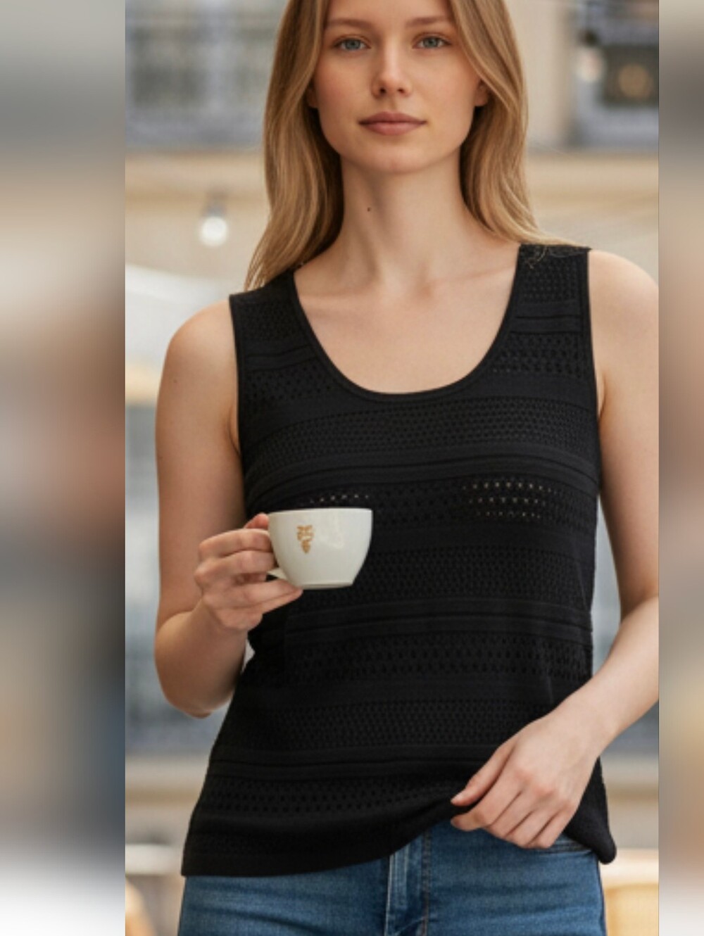 Ann Taylor Navy Openwork Knit Tank. Size Small